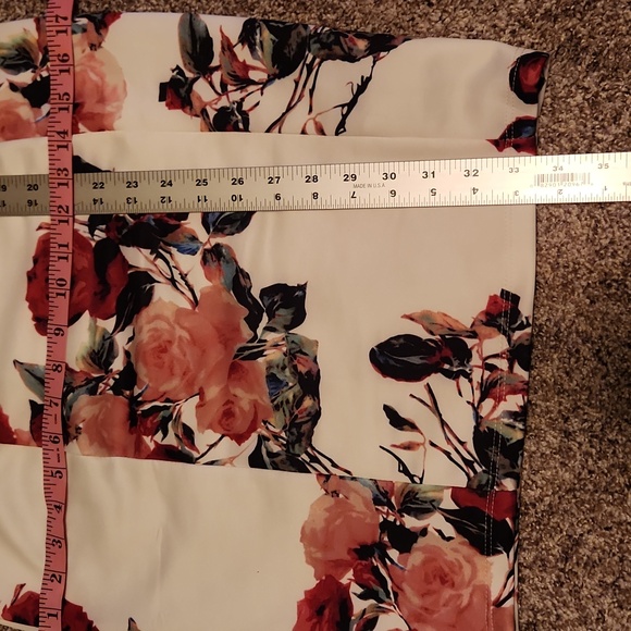 Venus Bodycon Dress - Picture 5 of 5